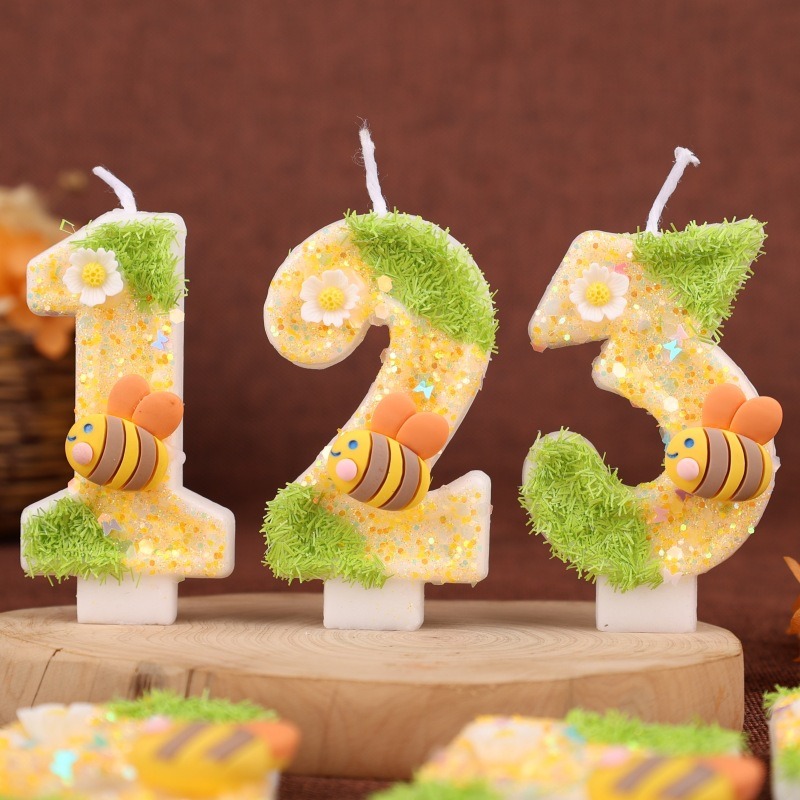 Bee Number Birthday Candles 0- - Candle Making Things recension och pris