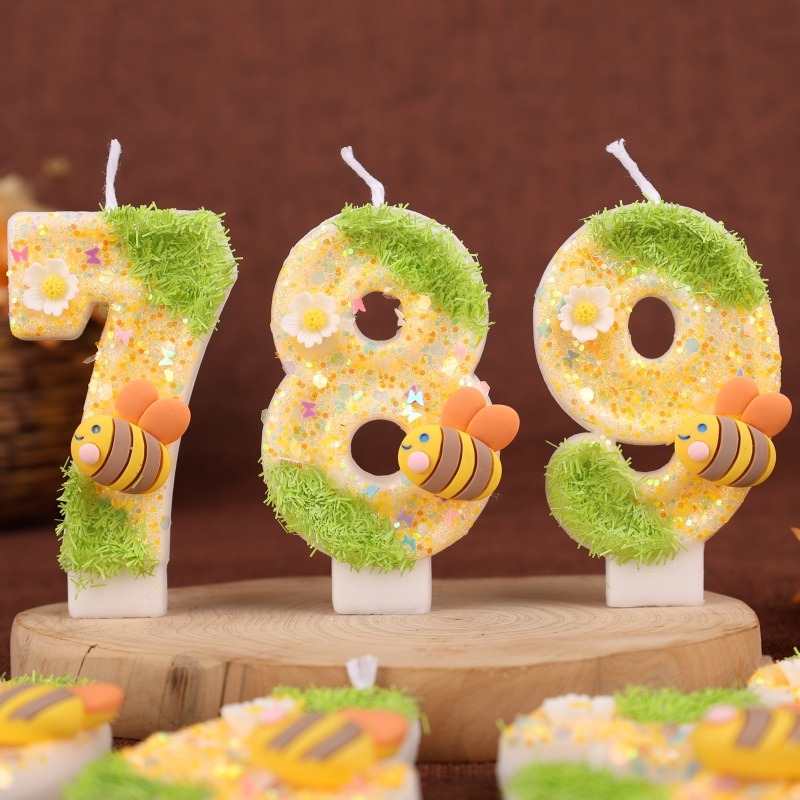 Bee Number Birthday Candles 0- - Candle Making Things recension och pris