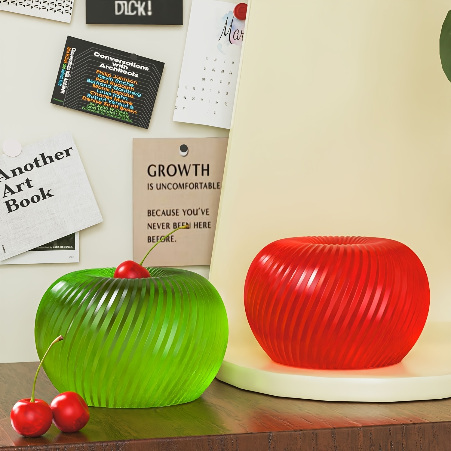 A trendy red apple silicone mo - Candle Making Things recension och pris